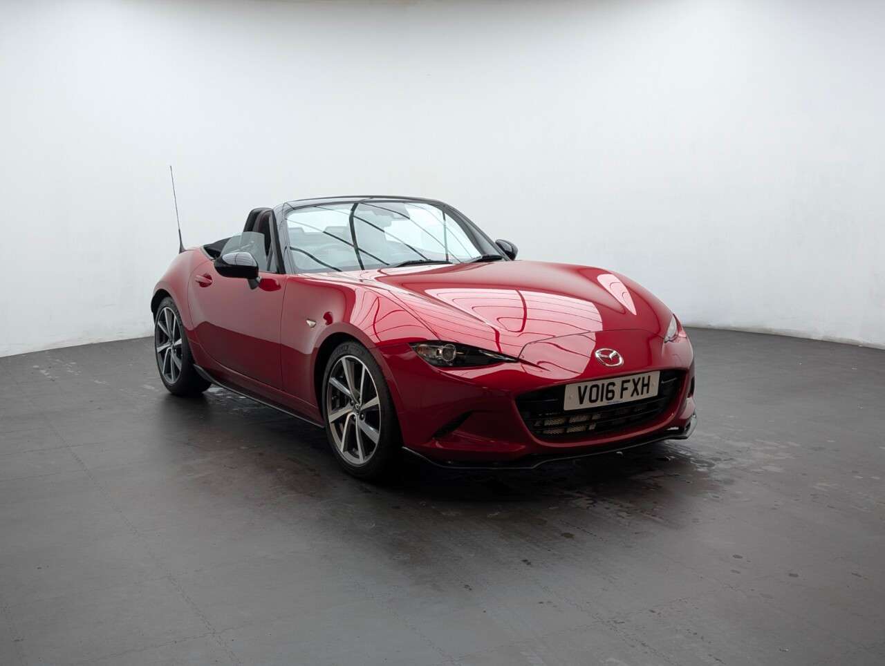 2016 MAZDA MX-5 2016 MAZDA MX-5