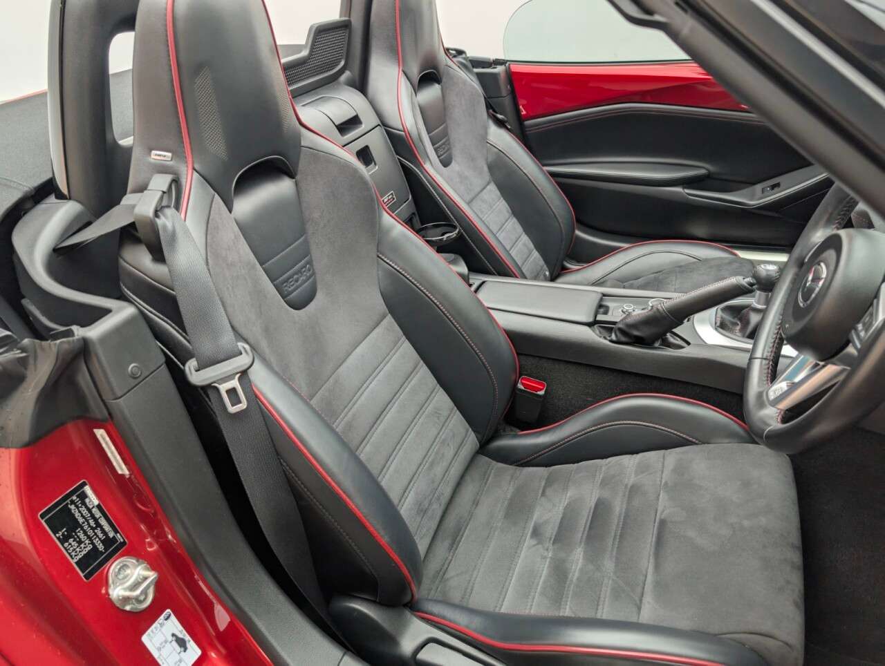 2016 MAZDA MX-5 2016 MAZDA MX-5