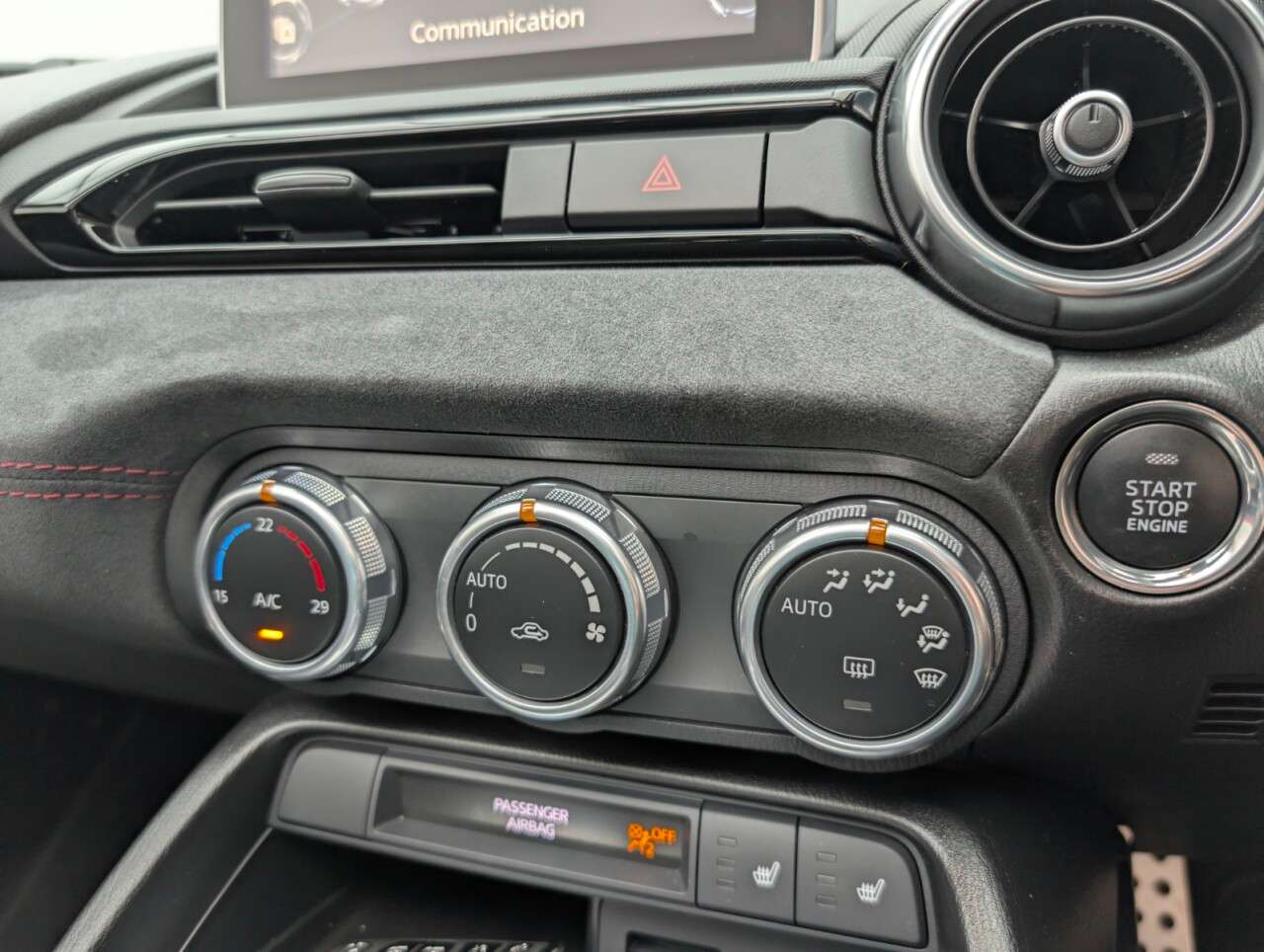 2016 MAZDA MX-5 2016 MAZDA MX-5