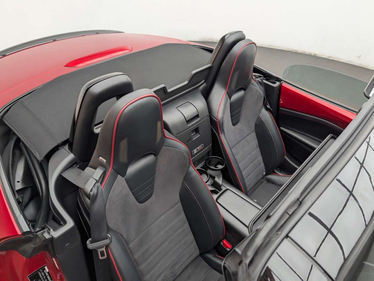 2016 MAZDA MX-5 2016 MAZDA MX-5