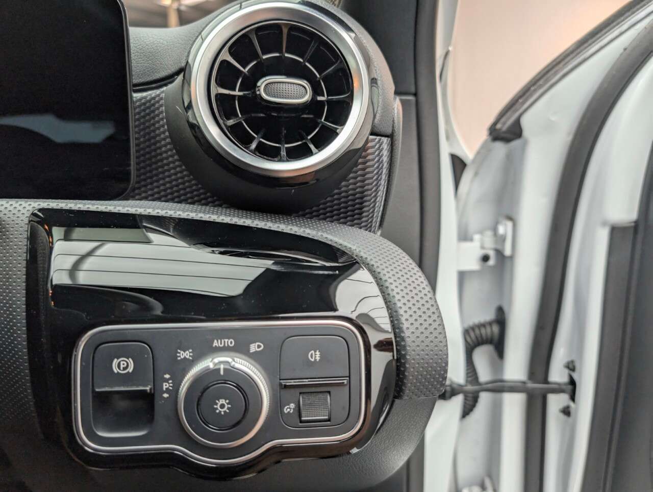 2021 MERCEDES-BENZ A CLASS 2021 MERCEDES-BENZ A CLASS