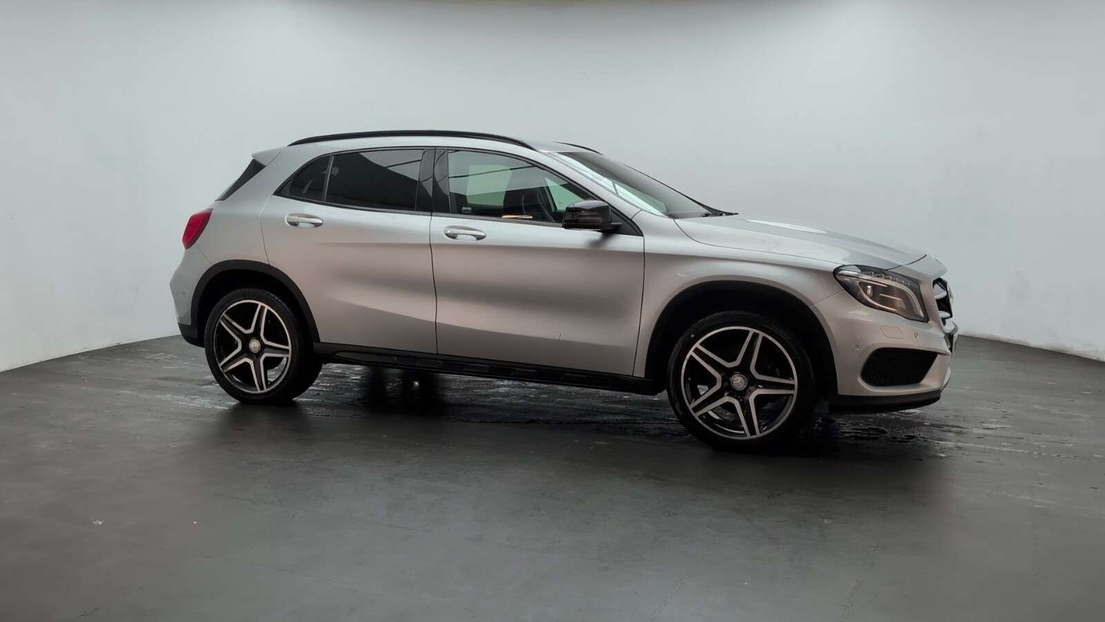 2016 MERCEDES-BENZ 180 2016 MERCEDES-BENZ 180