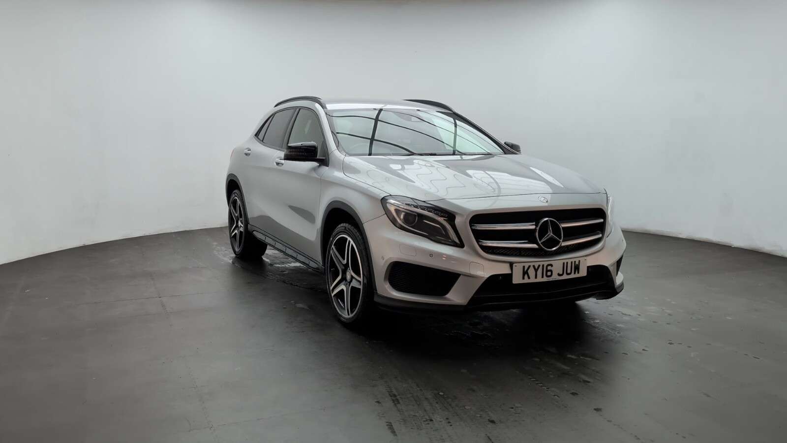 2016 MERCEDES-BENZ 180 2016 MERCEDES-BENZ 180