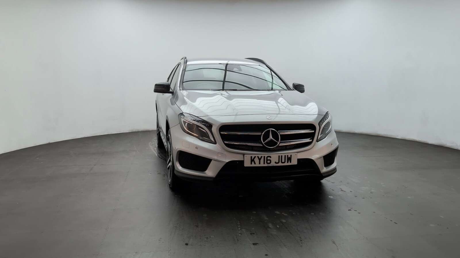 2016 MERCEDES-BENZ 180 2016 MERCEDES-BENZ 180
