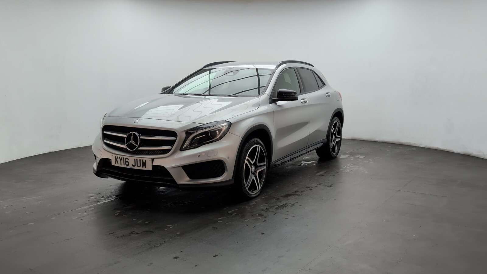 2016 MERCEDES-BENZ 180 2016 MERCEDES-BENZ 180