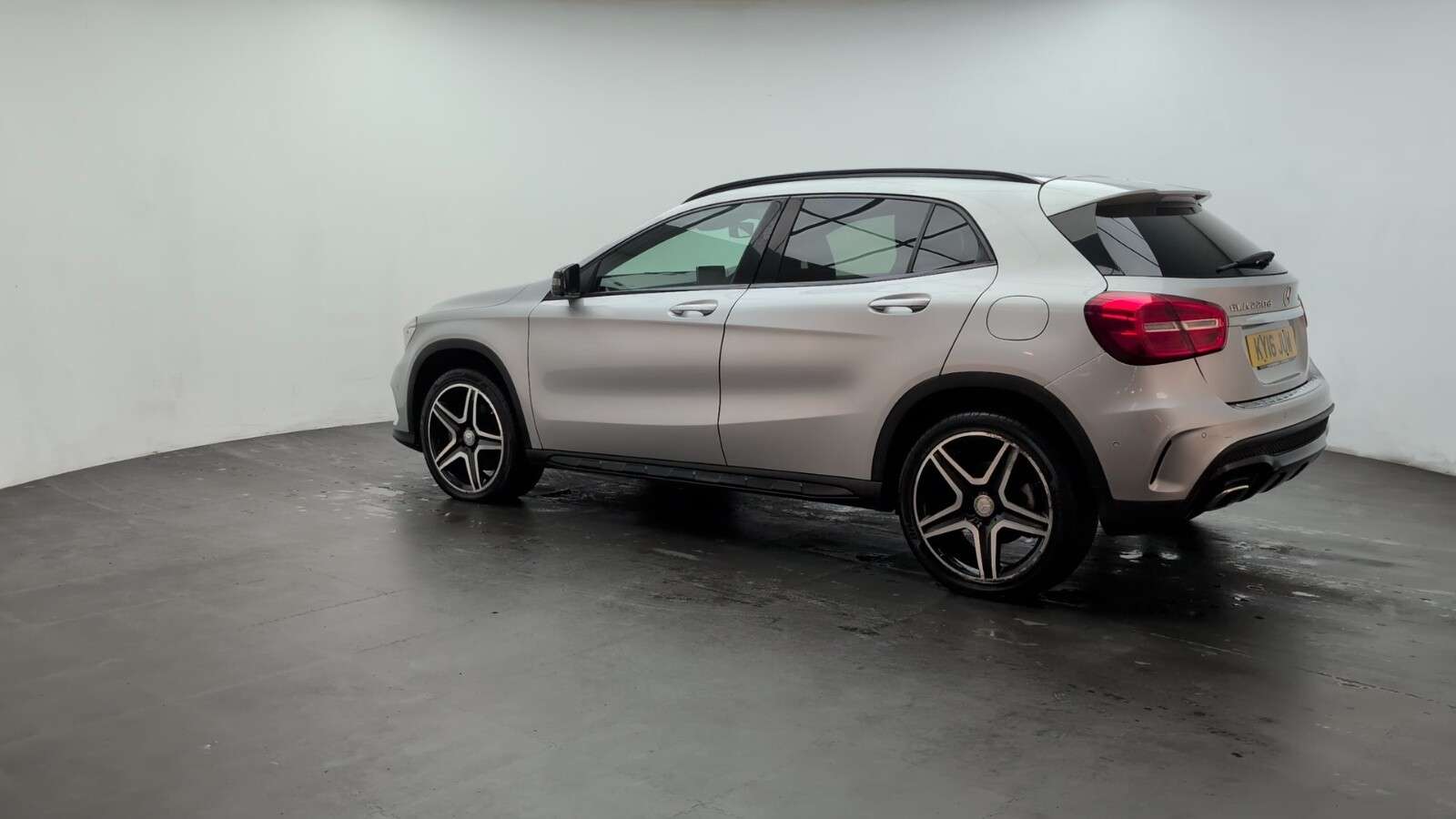 2016 MERCEDES-BENZ 180 2016 MERCEDES-BENZ 180