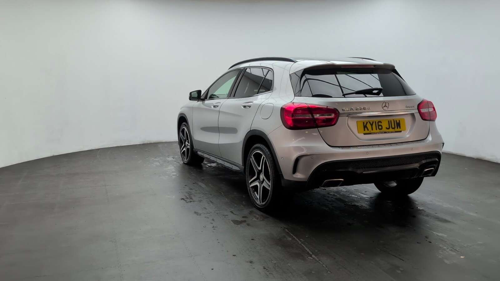 2016 MERCEDES-BENZ 180 2016 MERCEDES-BENZ 180