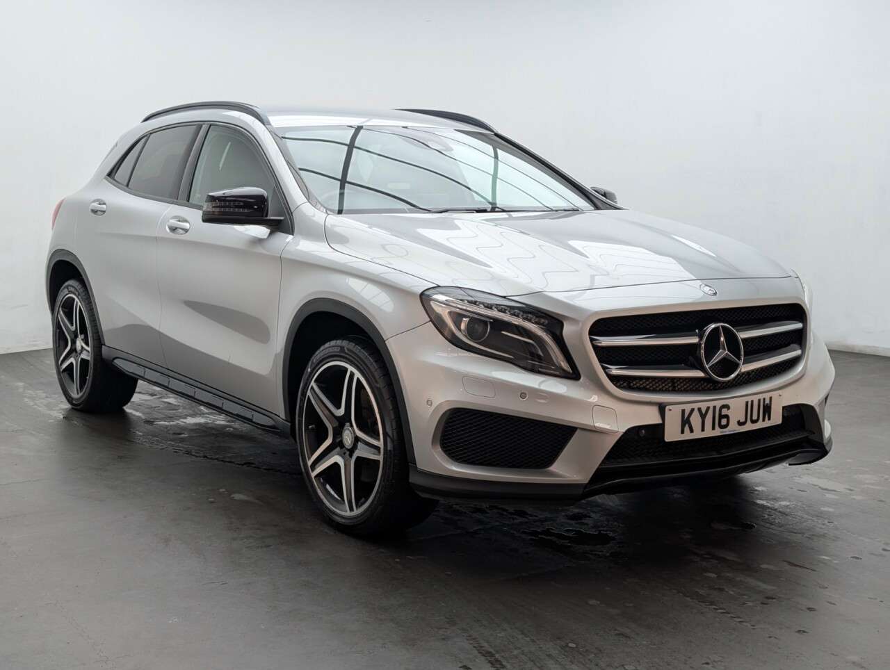 2016 MERCEDES-BENZ 180 2016 MERCEDES-BENZ 180