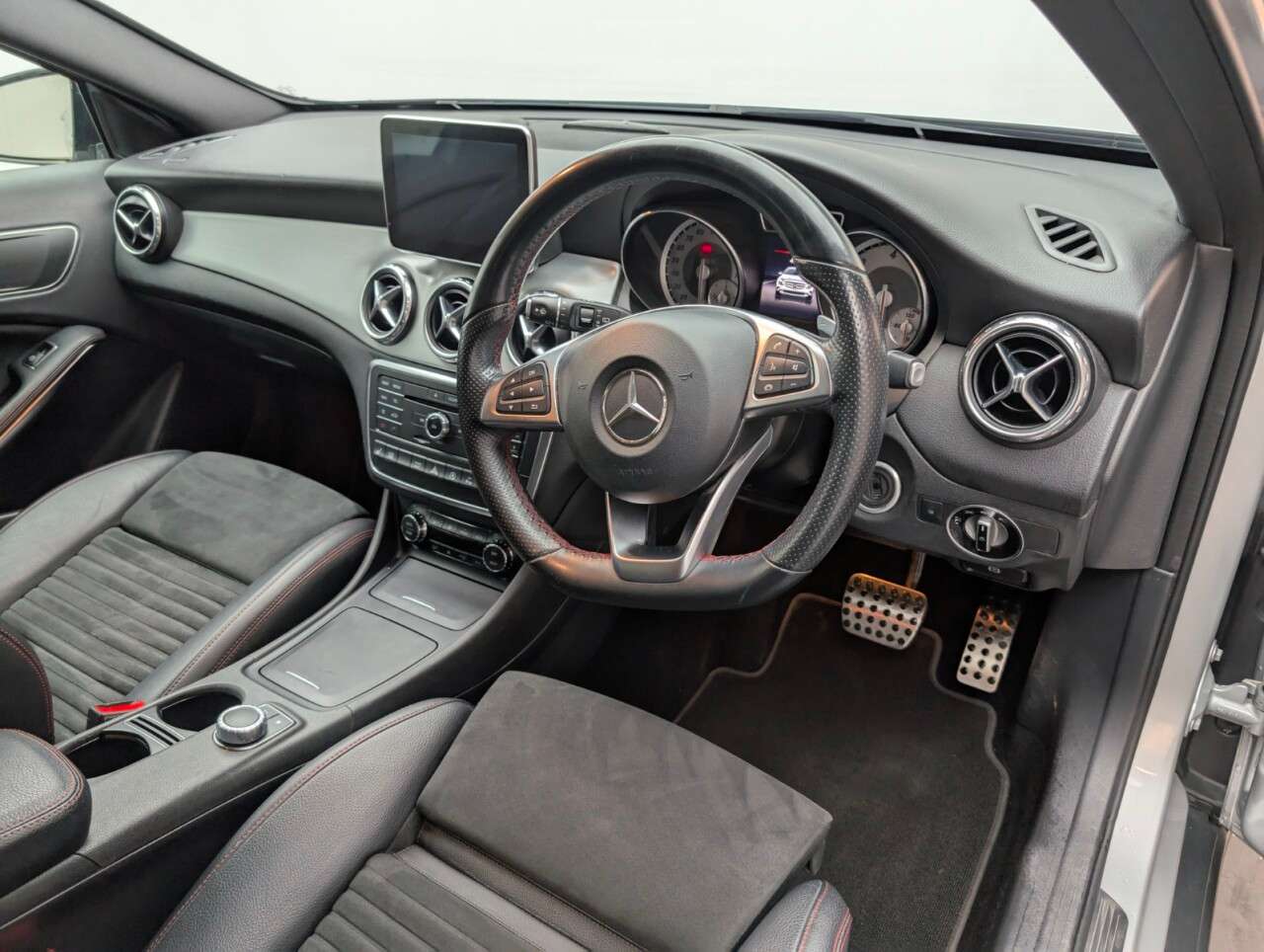 2016 MERCEDES-BENZ 180 2016 MERCEDES-BENZ 180