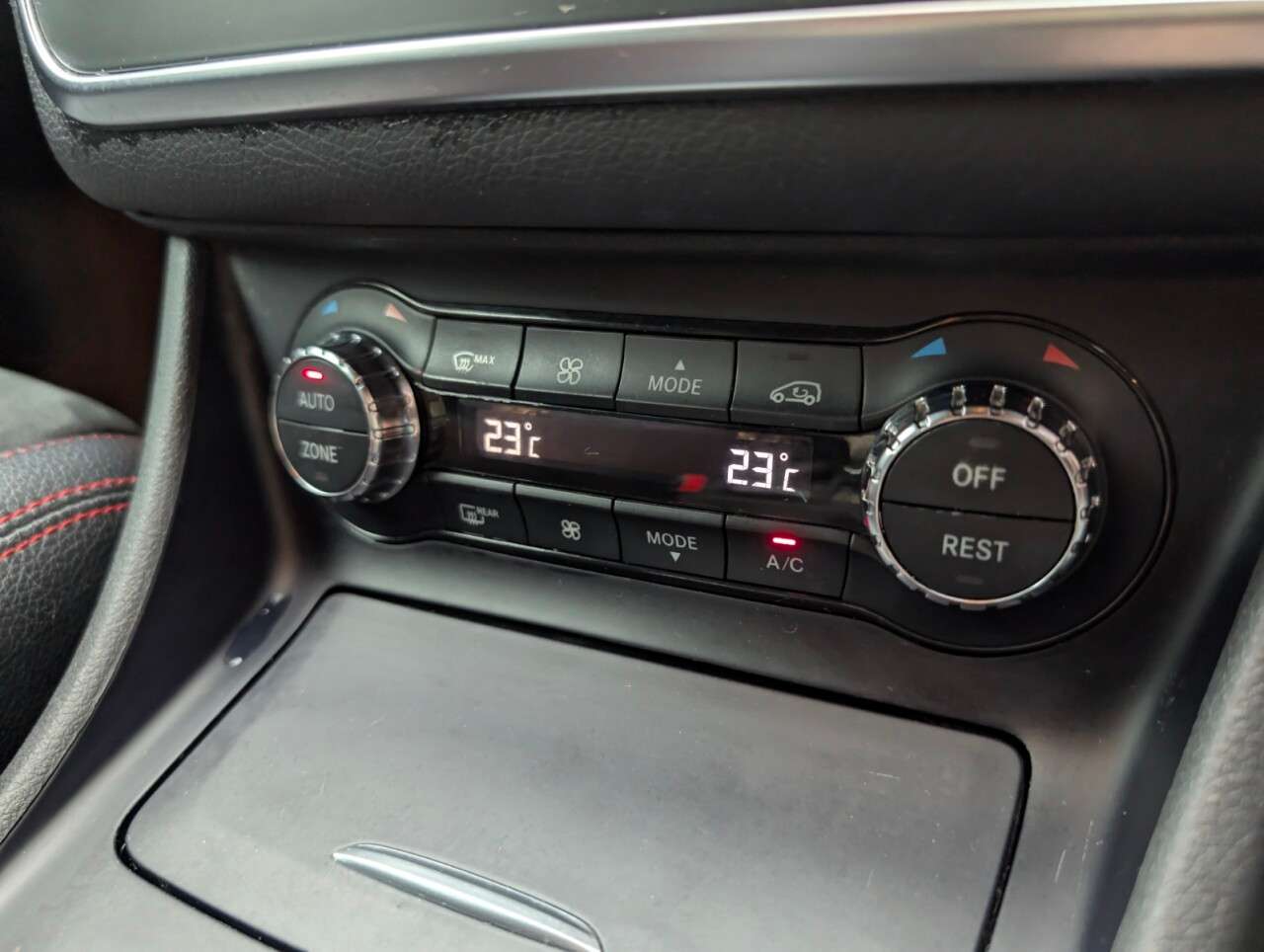 2016 MERCEDES-BENZ 180 2016 MERCEDES-BENZ 180