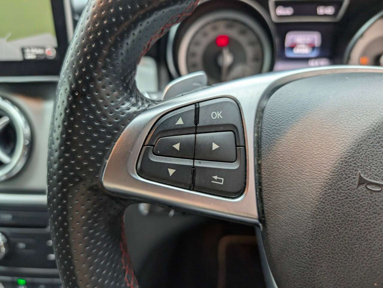 2016 MERCEDES-BENZ 180 2016 MERCEDES-BENZ 180