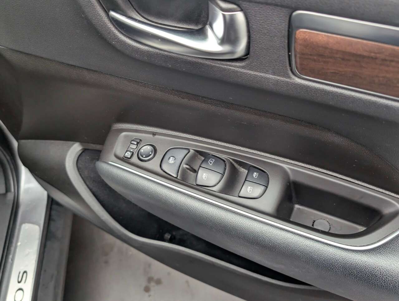 2019 RENAULT KOLEOS 2019 RENAULT KOLEOS