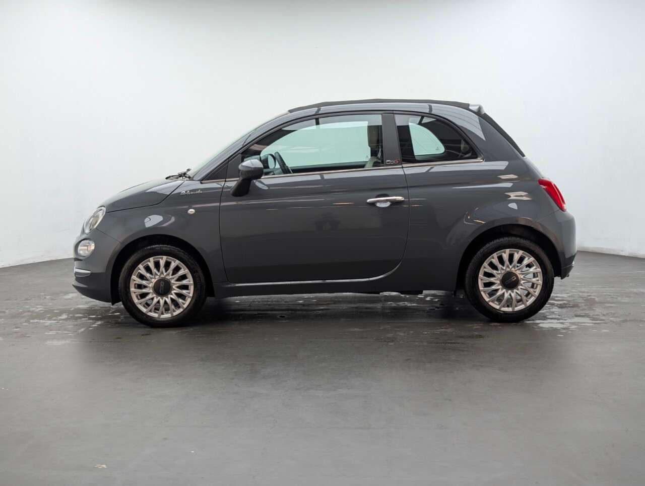 2021 FIAT 500C 2021 FIAT 500C