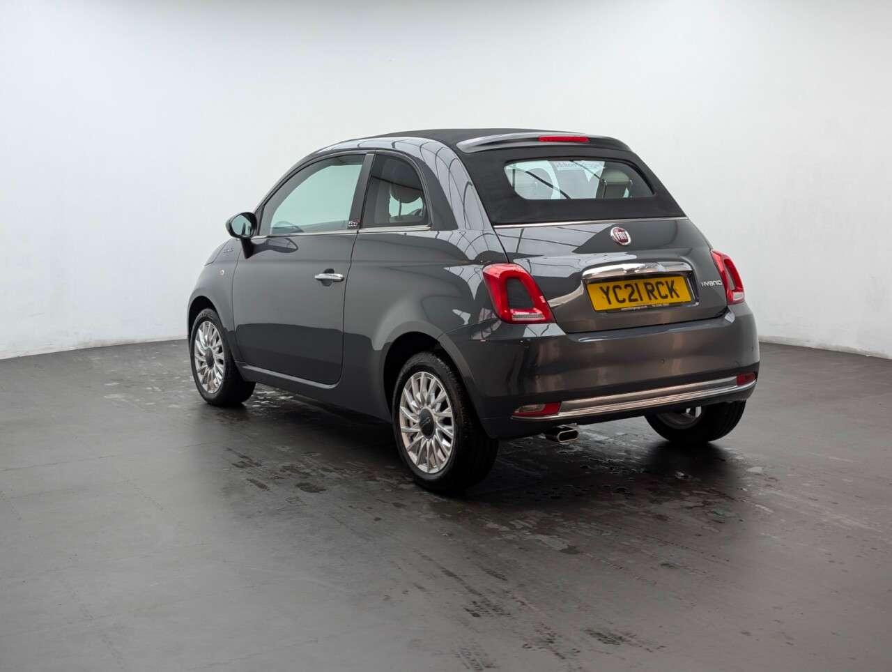 2021 FIAT 500C 2021 FIAT 500C