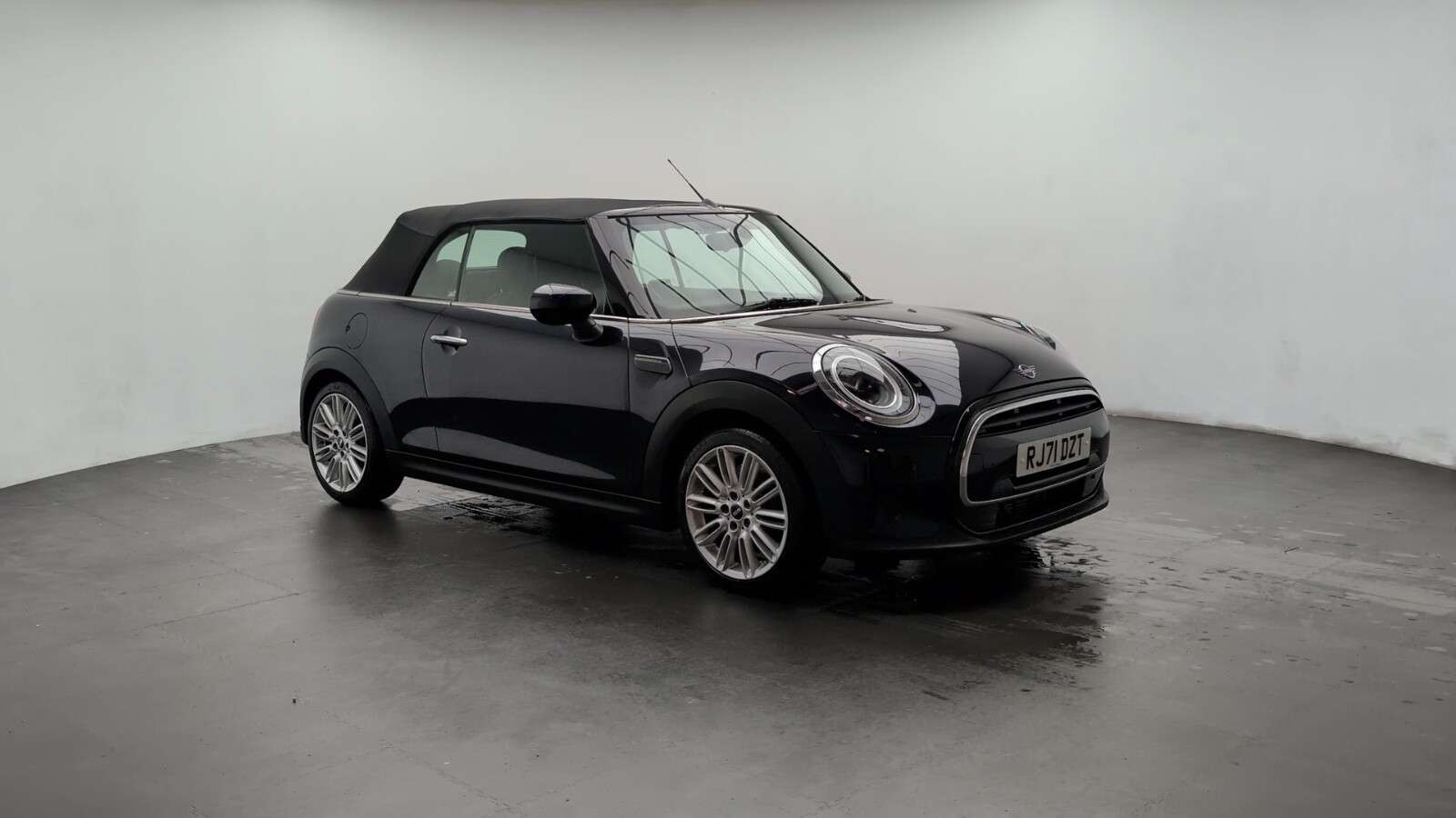 2021 MINI CONVERTIBLE 2021 MINI CONVERTIBLE