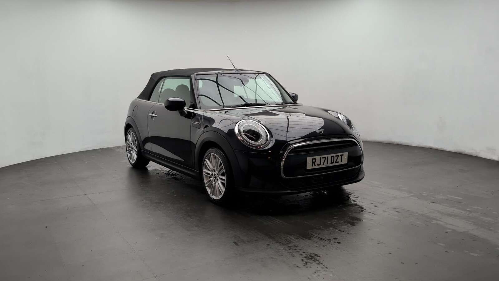 2021 MINI CONVERTIBLE 2021 MINI CONVERTIBLE