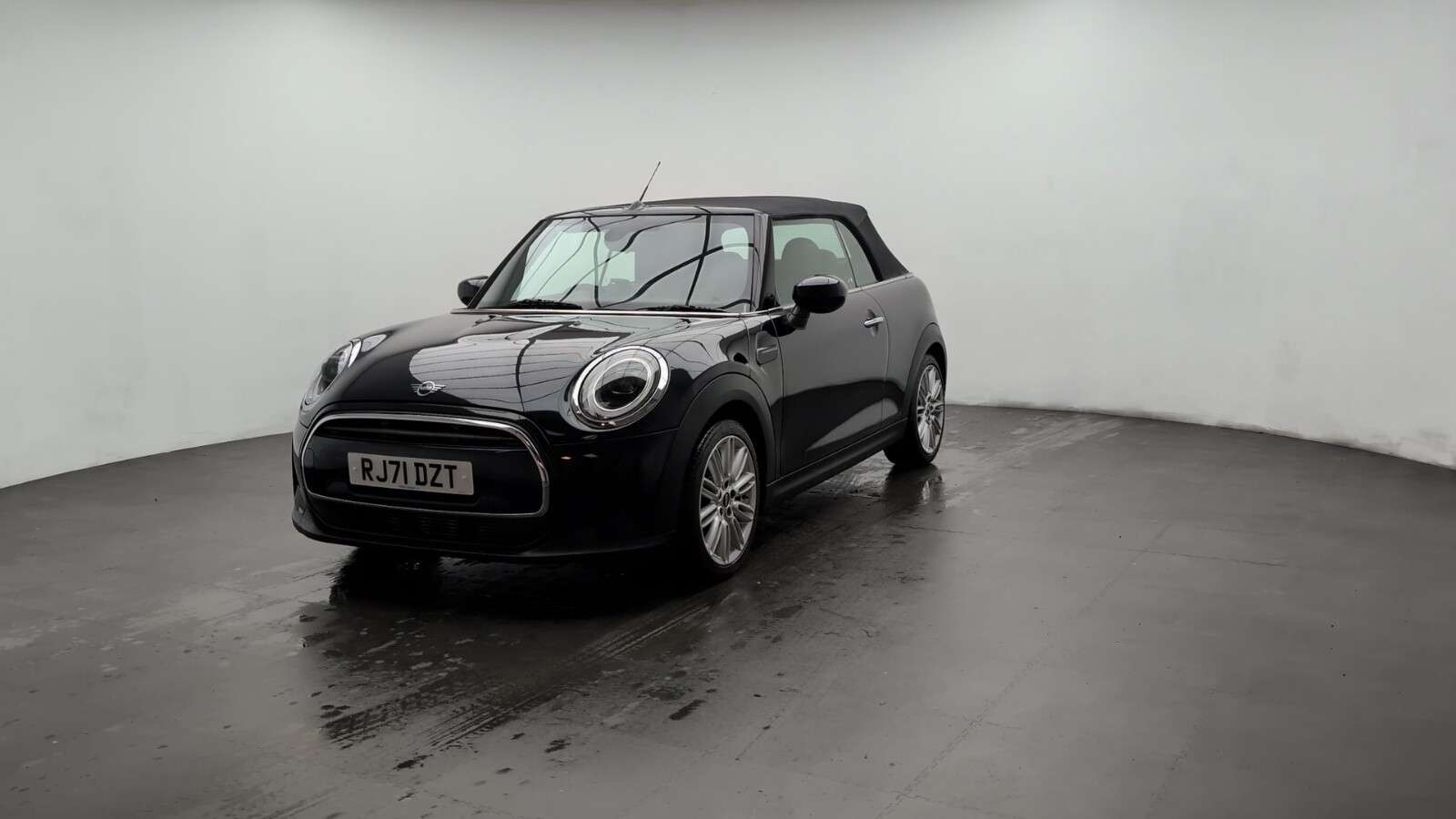 2021 MINI CONVERTIBLE 2021 MINI CONVERTIBLE