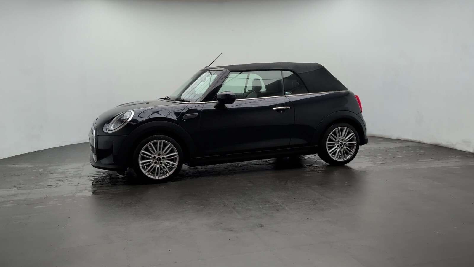 2021 MINI CONVERTIBLE 2021 MINI CONVERTIBLE