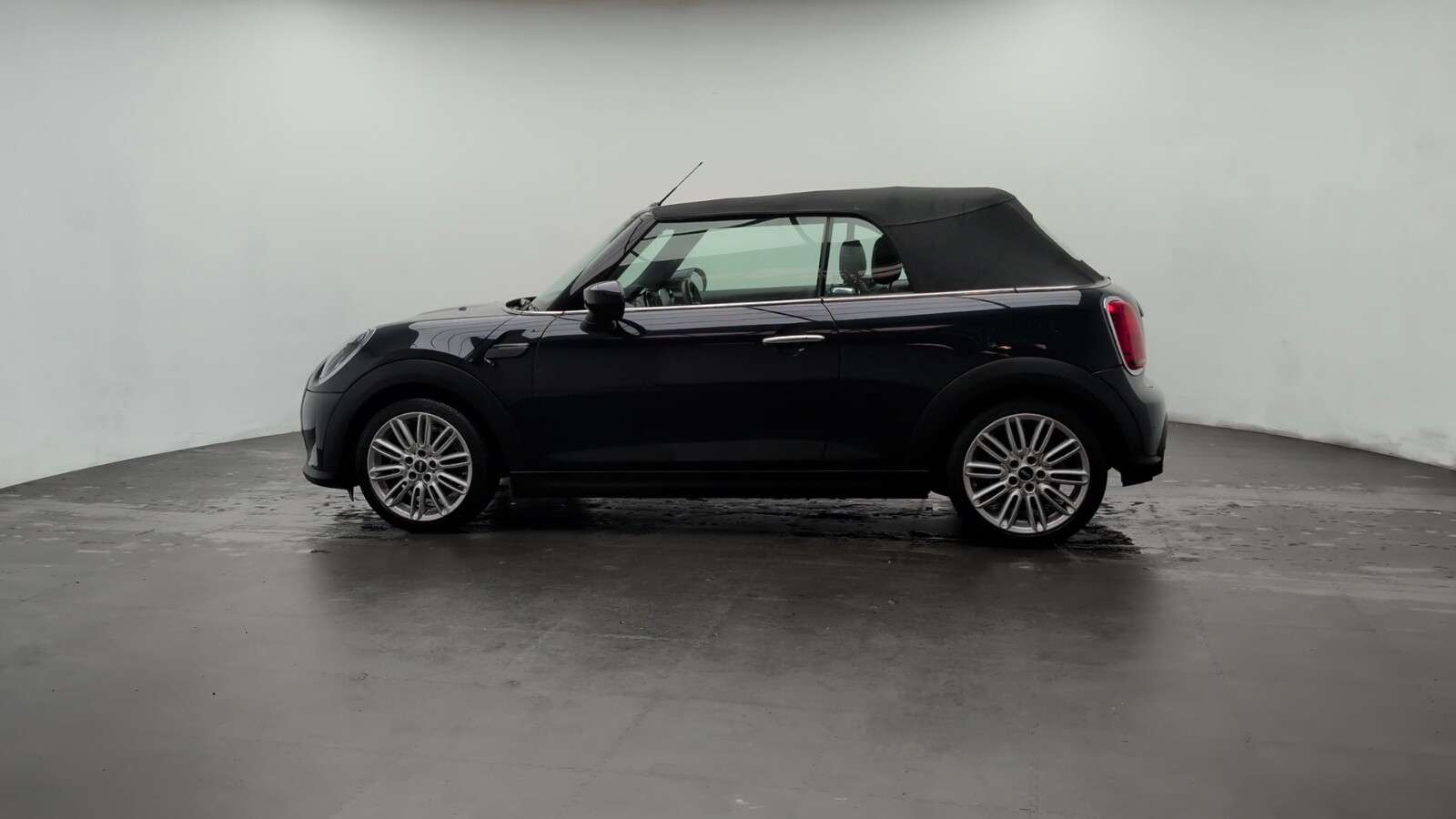 2021 MINI CONVERTIBLE 2021 MINI CONVERTIBLE