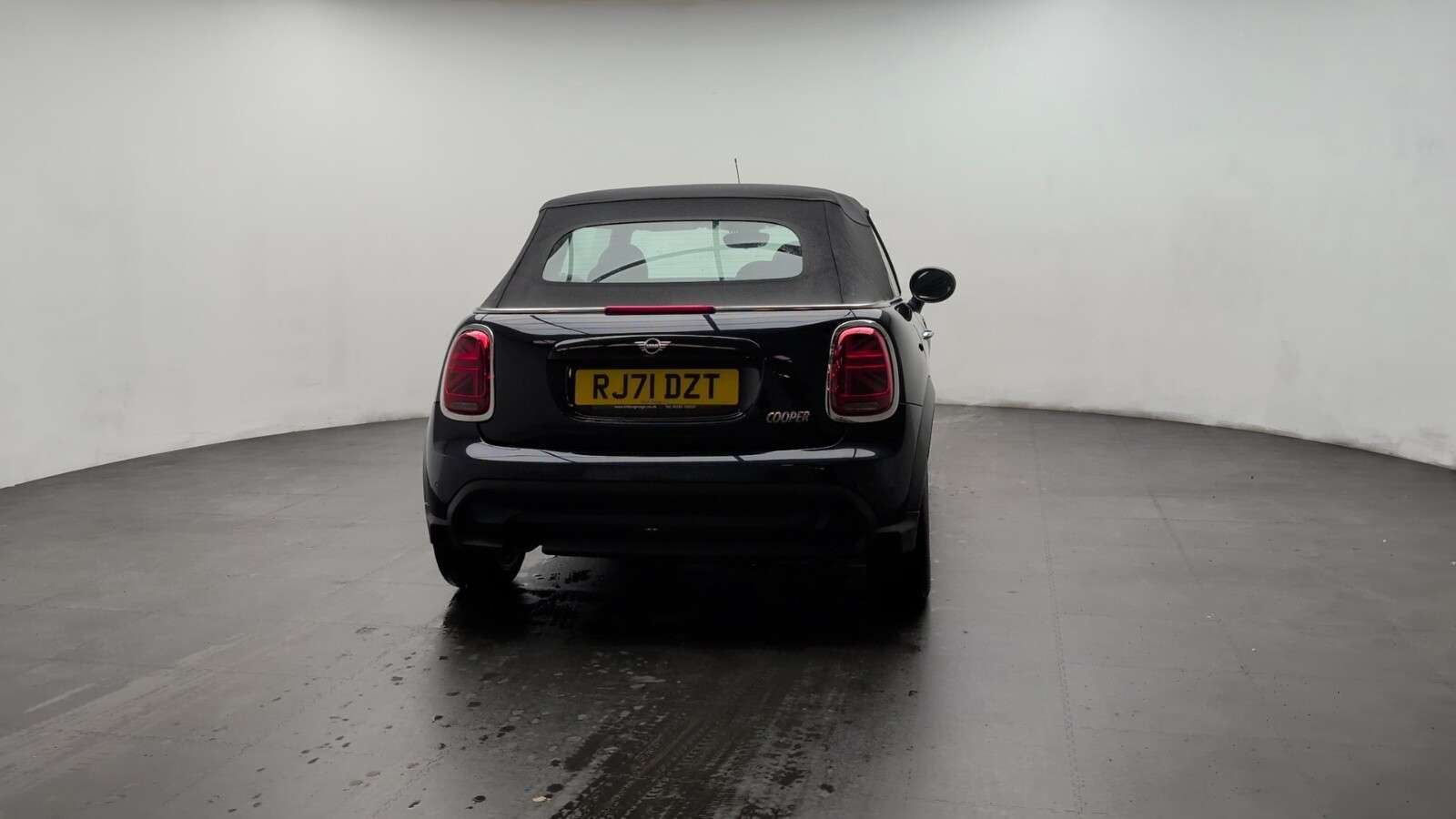 2021 MINI CONVERTIBLE 2021 MINI CONVERTIBLE