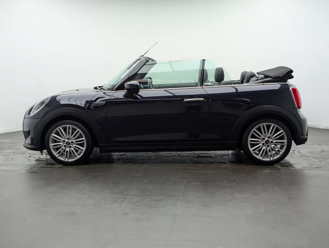 2021 MINI CONVERTIBLE 2021 MINI CONVERTIBLE