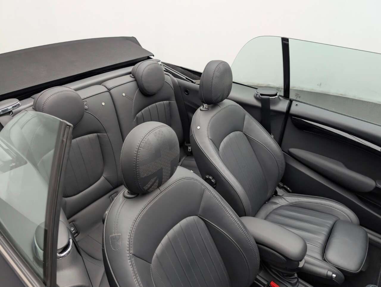 2021 MINI CONVERTIBLE 2021 MINI CONVERTIBLE