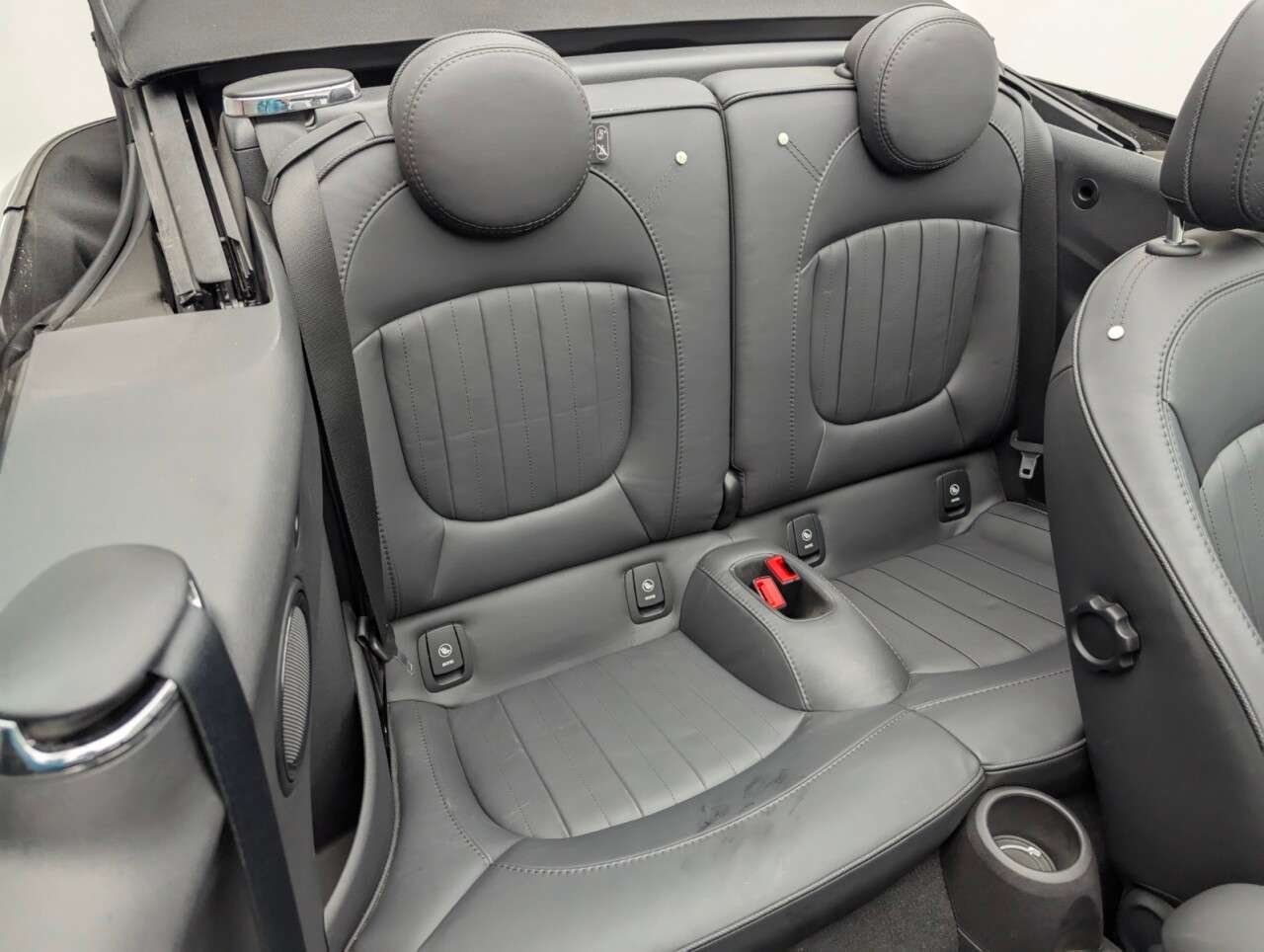 2021 MINI CONVERTIBLE 2021 MINI CONVERTIBLE