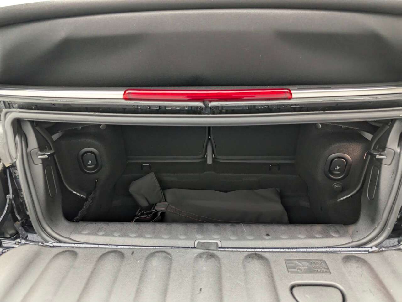 2021 MINI CONVERTIBLE 2021 MINI CONVERTIBLE