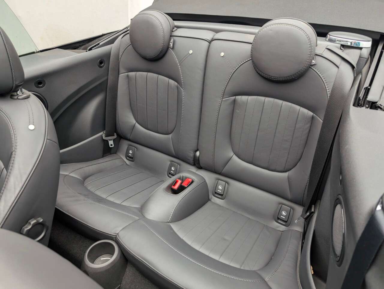 2021 MINI CONVERTIBLE 2021 MINI CONVERTIBLE