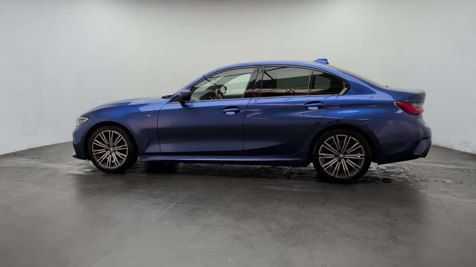 2019 BMW 3 SERIES 2019 BMW 3 SERIES