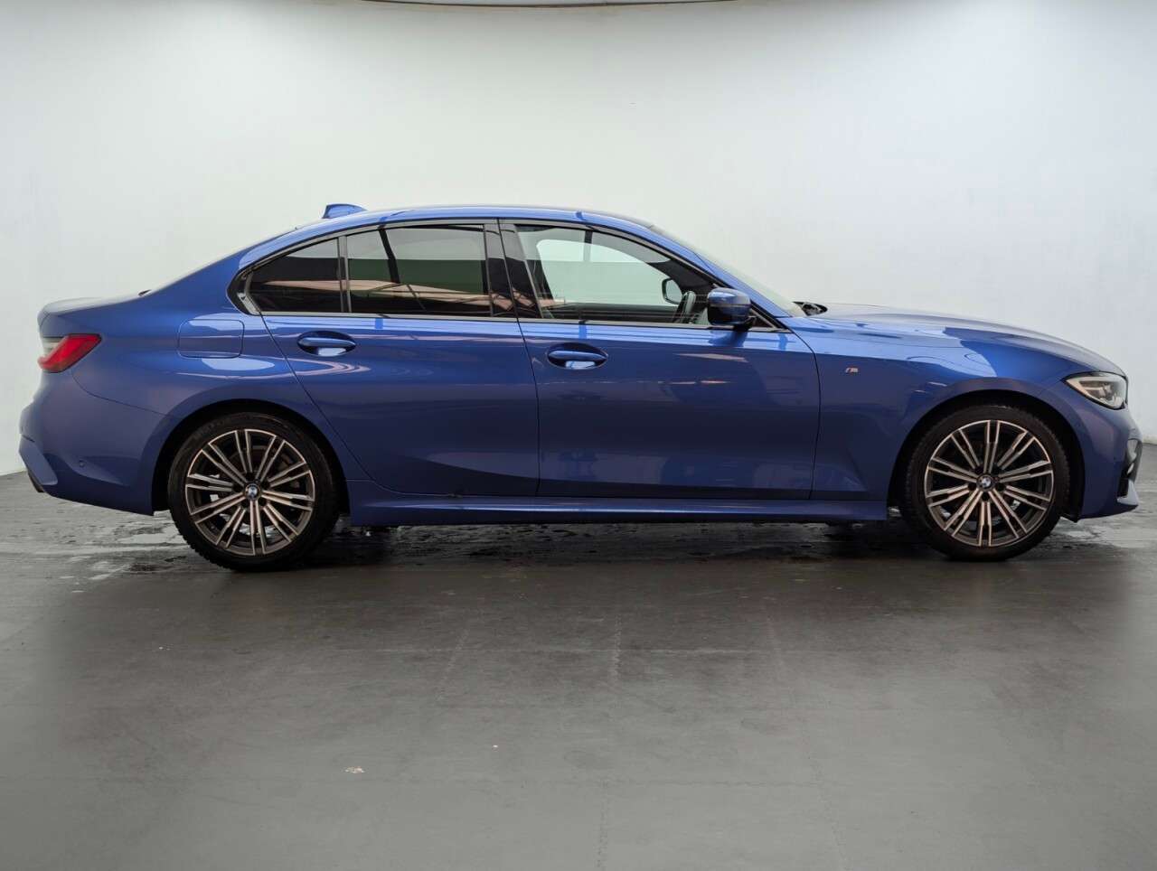 2019 BMW 3 SERIES 2019 BMW 3 SERIES