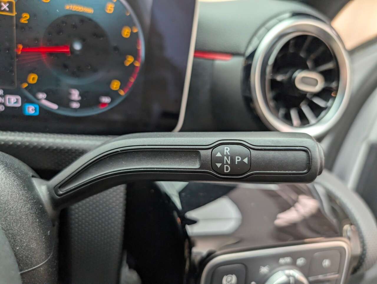 2020 MERCEDES-BENZ A CLASS 2020 MERCEDES-BENZ A CLASS