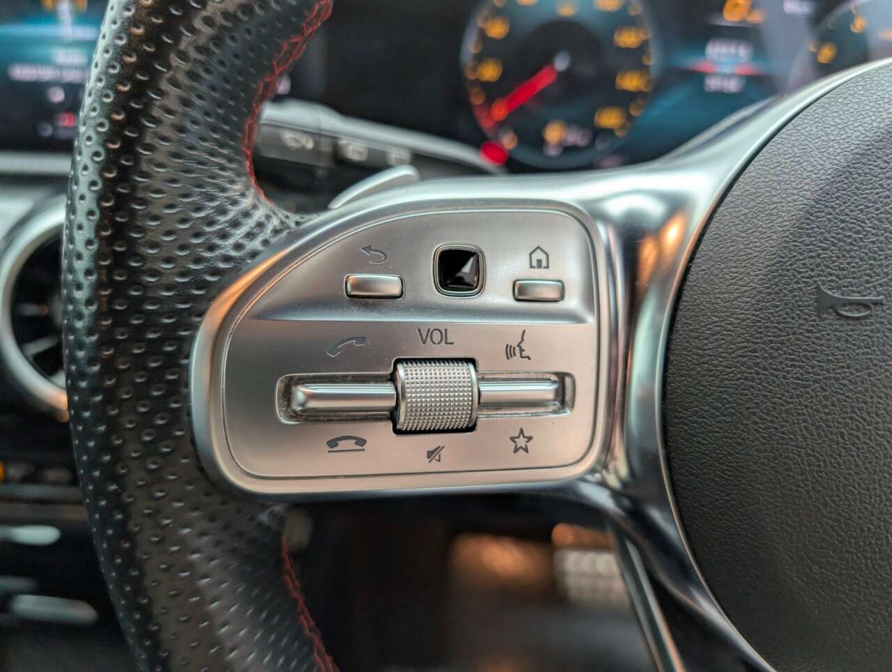 2020 MERCEDES-BENZ A CLASS 2020 MERCEDES-BENZ A CLASS