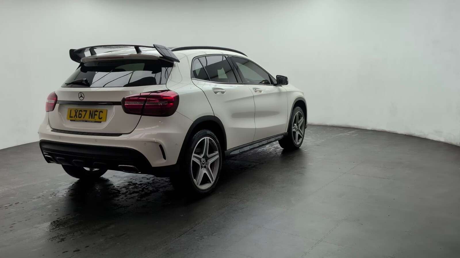 2017 MERCEDES-BENZ 180 2017 MERCEDES-BENZ 180