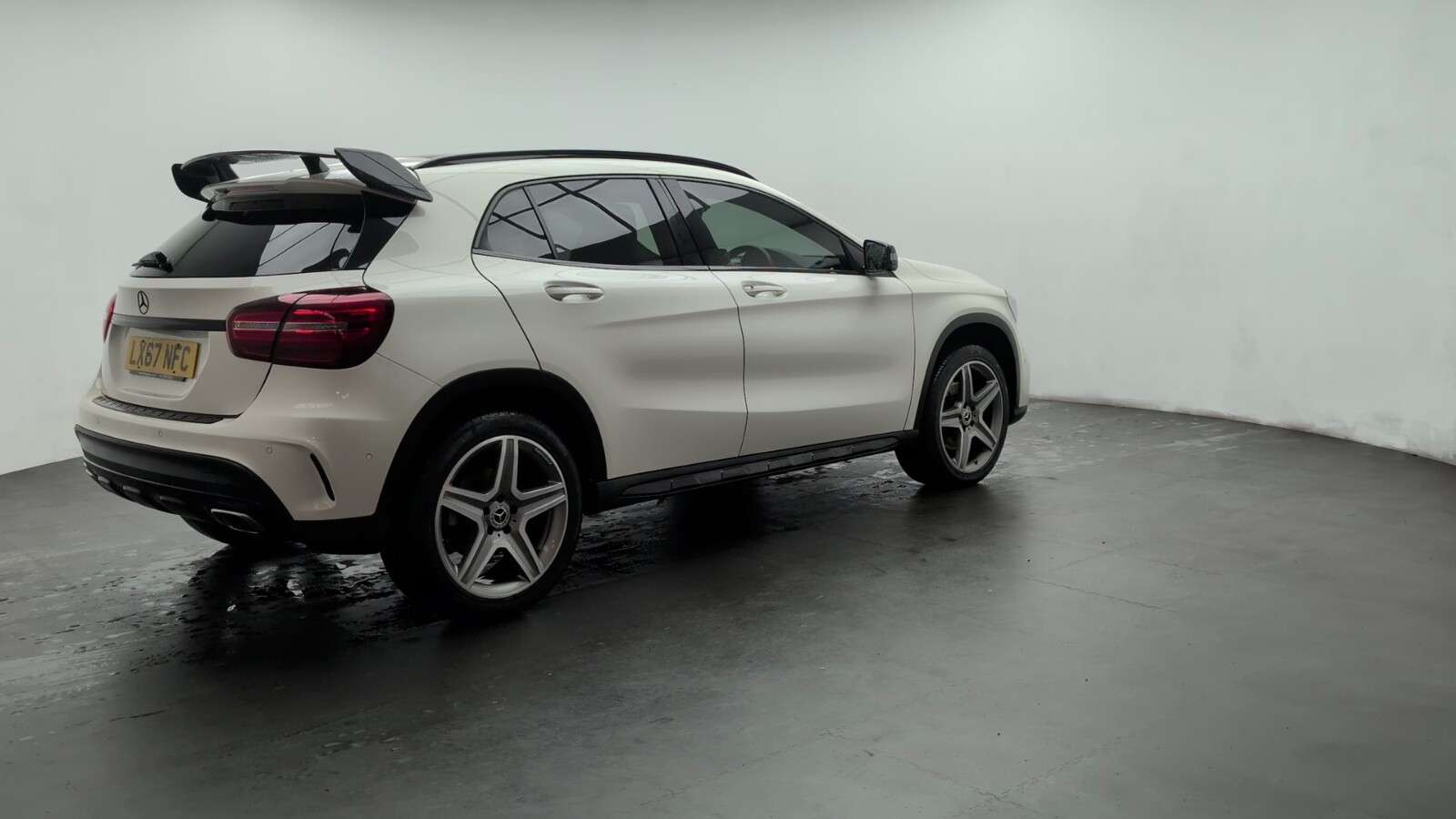 2017 MERCEDES-BENZ 180 2017 MERCEDES-BENZ 180