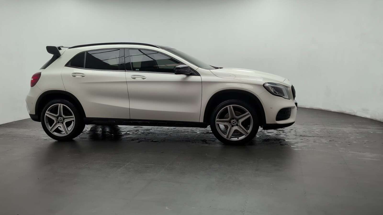 2017 MERCEDES-BENZ 180 2017 MERCEDES-BENZ 180