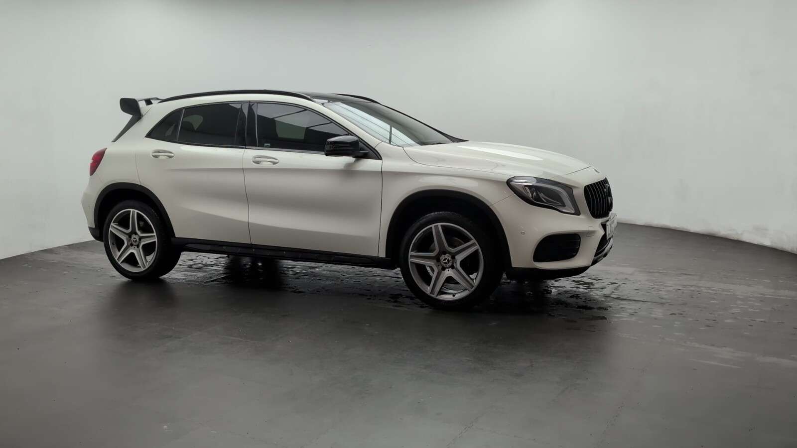 2017 MERCEDES-BENZ 180 2017 MERCEDES-BENZ 180