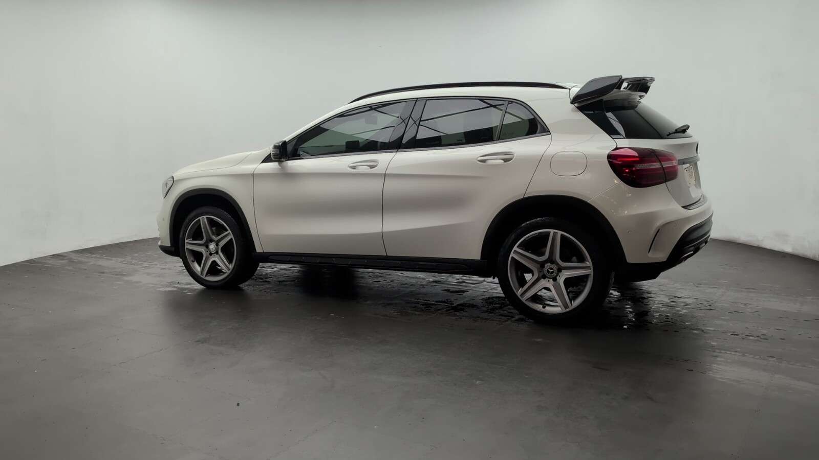 2017 MERCEDES-BENZ 180 2017 MERCEDES-BENZ 180