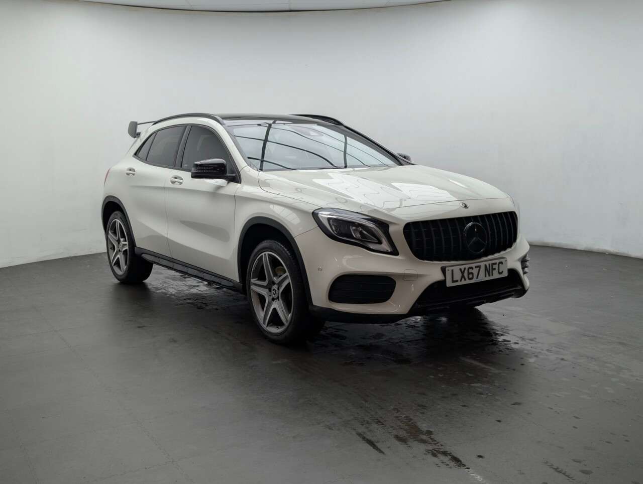 2017 MERCEDES-BENZ 180 2017 MERCEDES-BENZ 180
