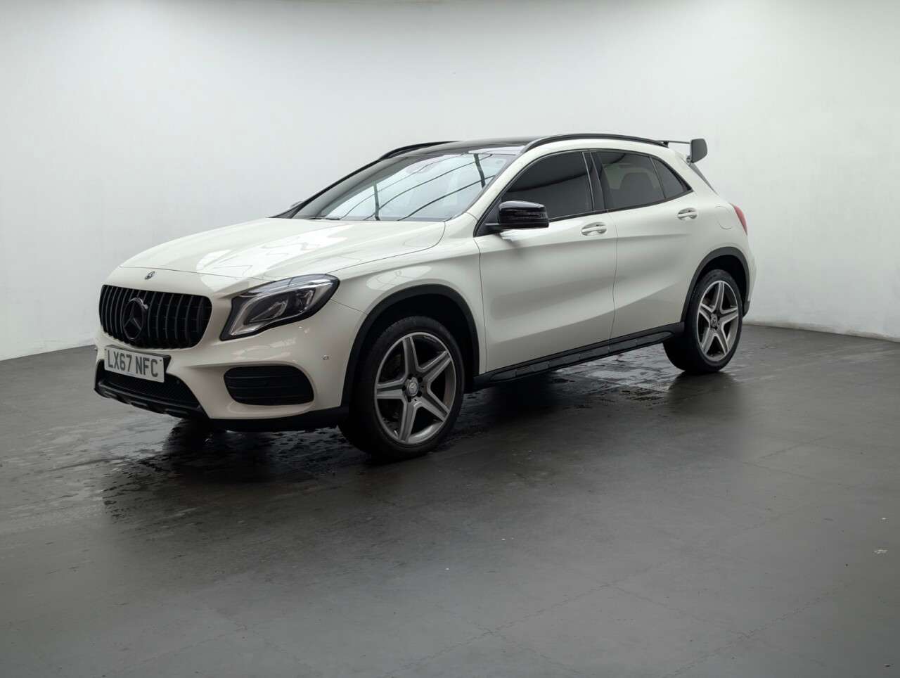 2017 MERCEDES-BENZ 180 2017 MERCEDES-BENZ 180