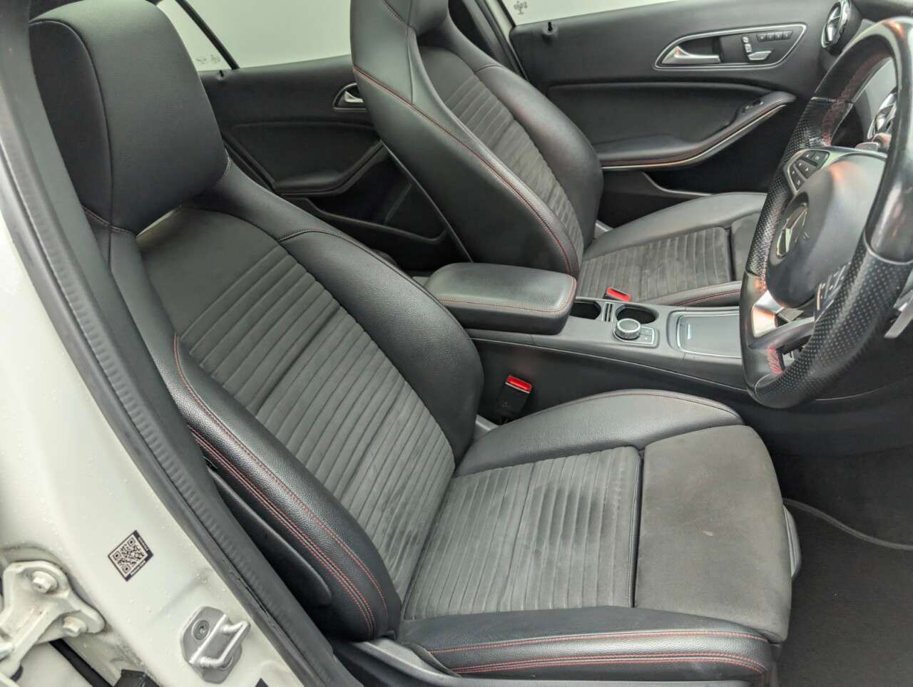 2017 MERCEDES-BENZ 180 2017 MERCEDES-BENZ 180