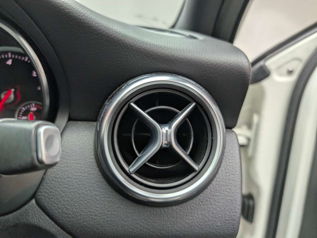 2017 MERCEDES-BENZ 180 2017 MERCEDES-BENZ 180