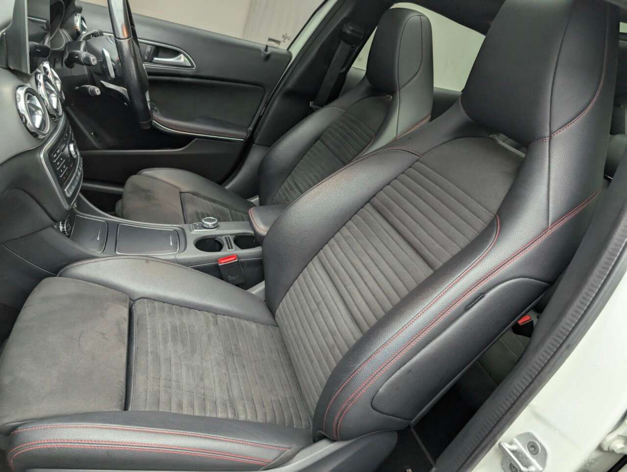 2017 MERCEDES-BENZ 180 2017 MERCEDES-BENZ 180