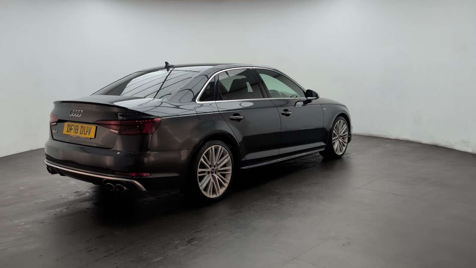 2018 AUDI S4 2018 AUDI S4