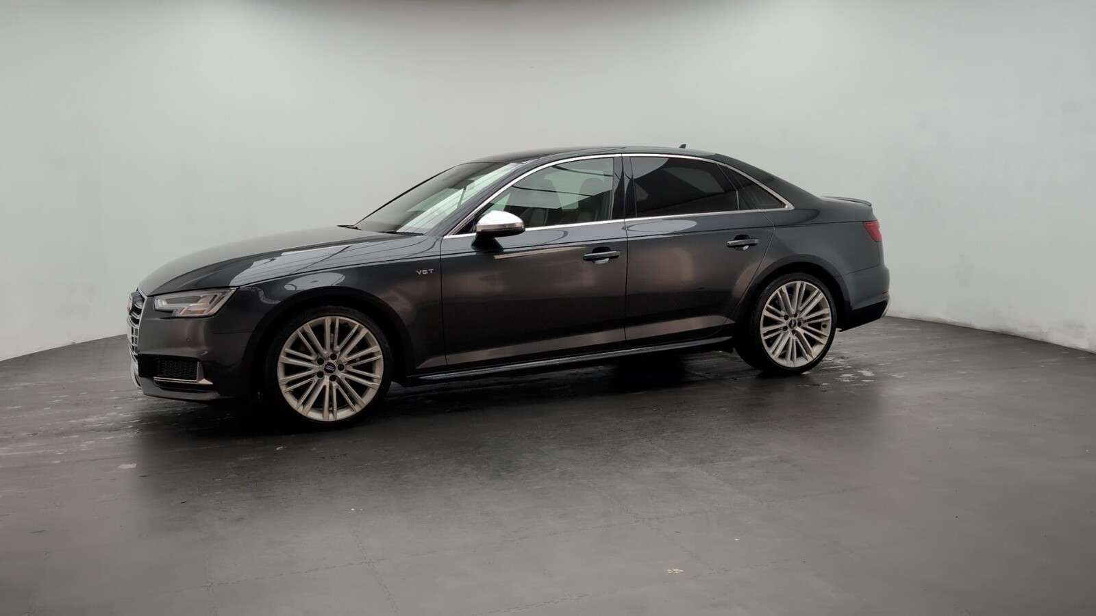 2018 AUDI S4 2018 AUDI S4