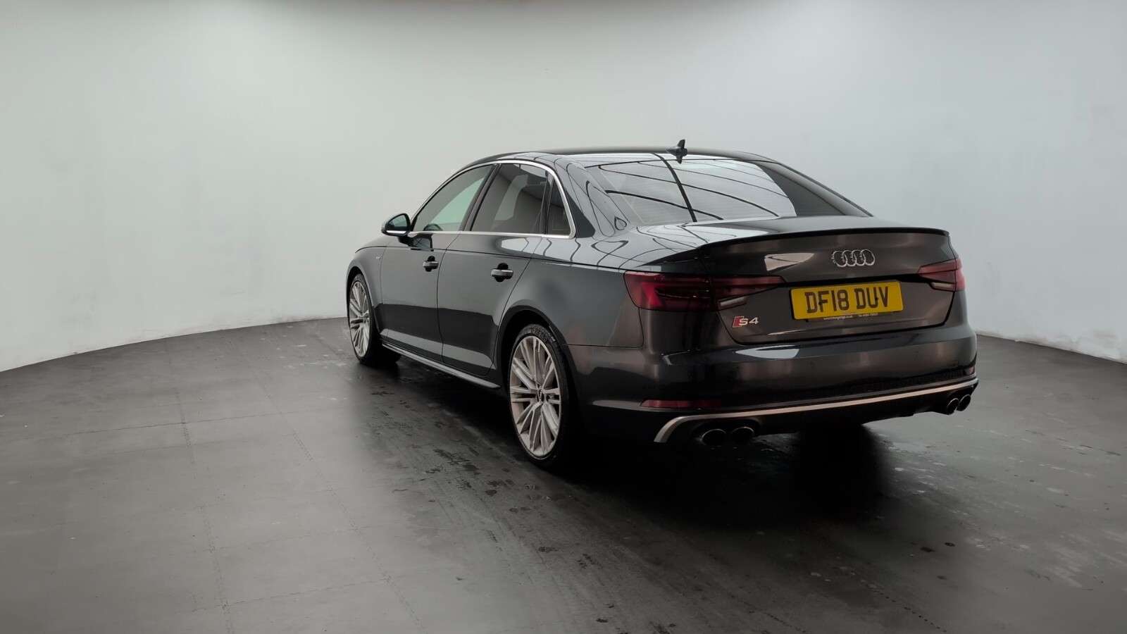 2018 AUDI S4 2018 AUDI S4