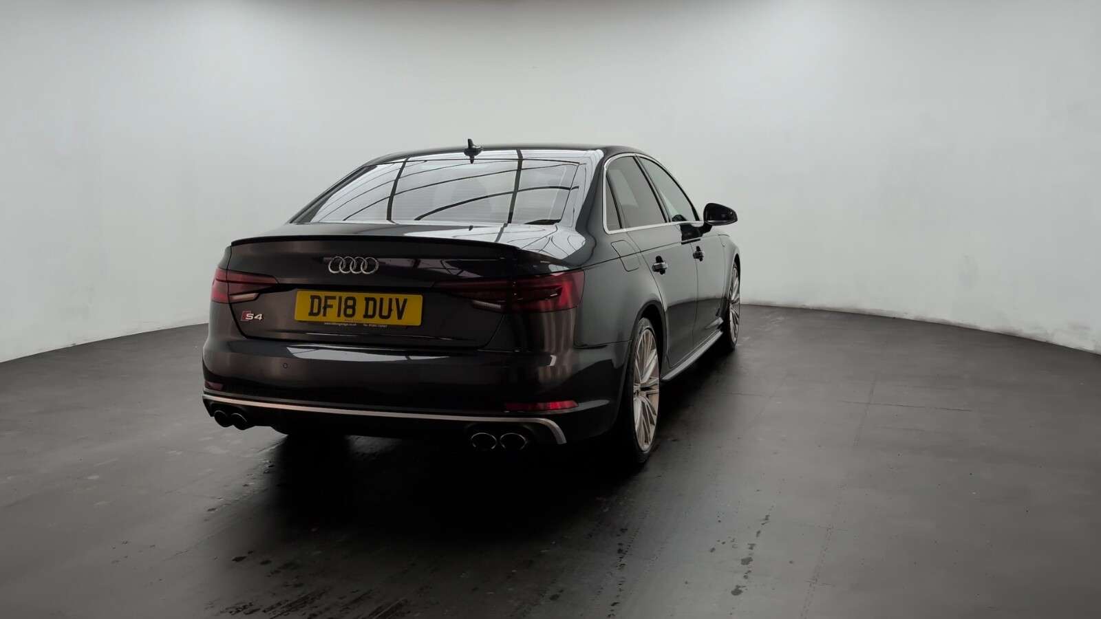 2018 AUDI S4 2018 AUDI S4