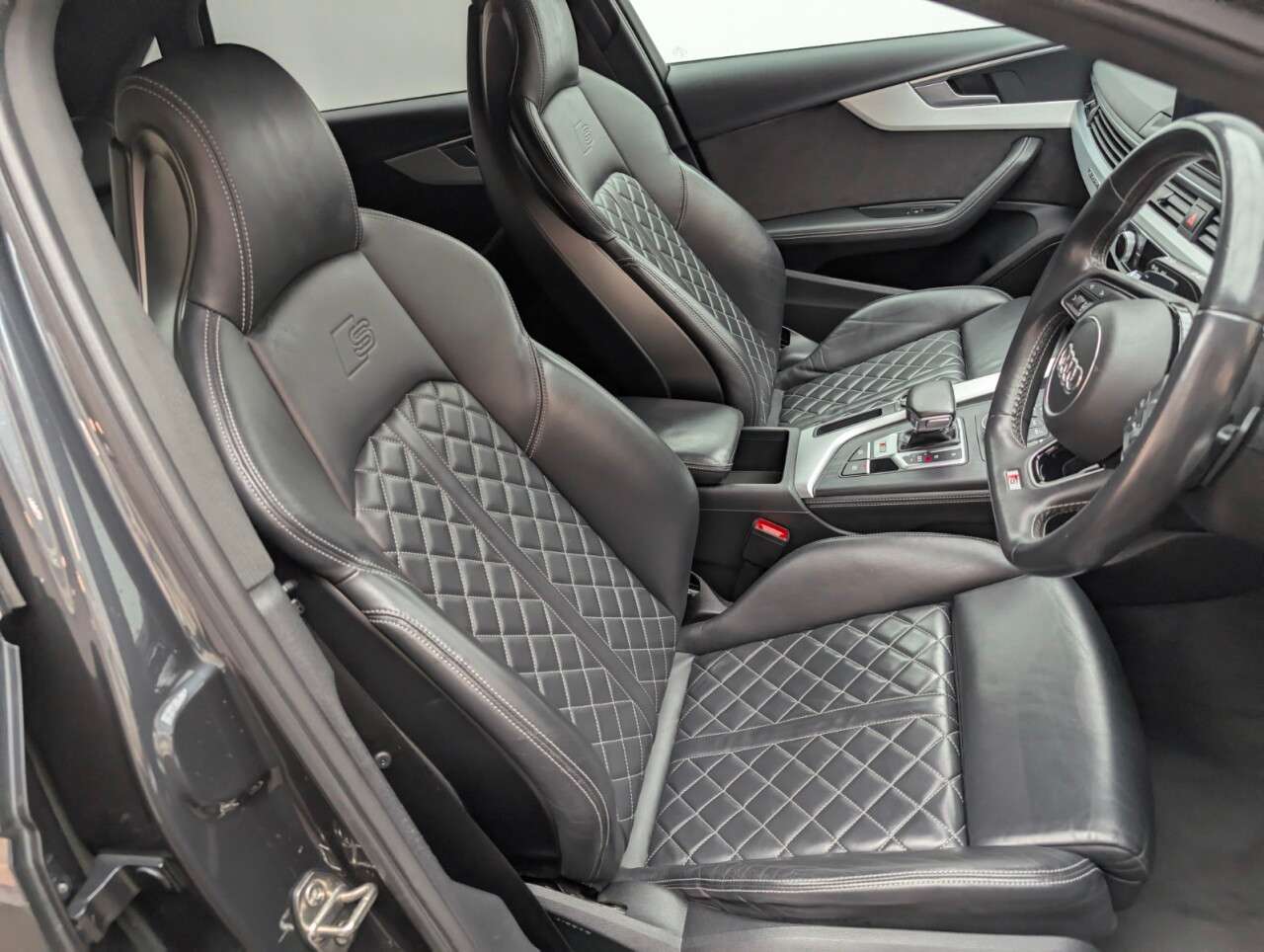 2018 AUDI S4 2018 AUDI S4