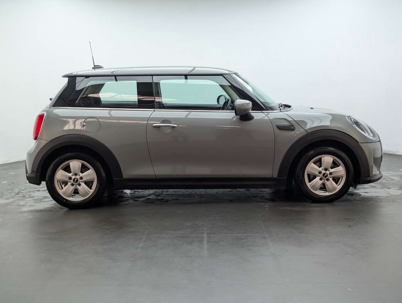 2021 MINI HATCH 2021 MINI HATCH