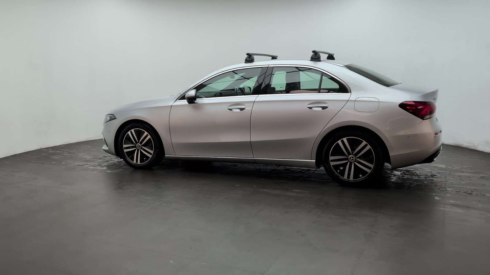 2021 MERCEDES-BENZ A CLASS 2021 MERCEDES-BENZ A CLASS